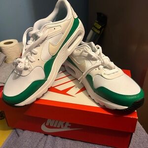 Nike Air Max SC 'White Stadium Green' size 9 nwt
